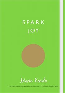 Download Spark Joy: An Illustrated Guide to the Japanese Art of Tidying pdf, epub, ebook