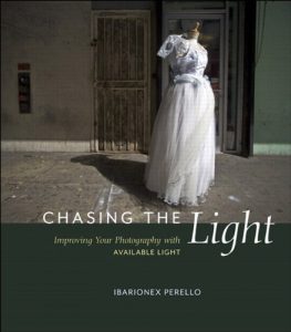Download Chasing the Light: Improving Your Photography with Available Light (Voices That Matter) pdf, epub, ebook