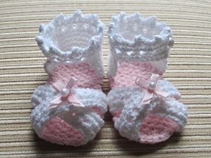 Download Knitting Pattern Baby Girl Sandals with Ribbon Bows 0-3, 3-6, 6-9 Months pdf, epub, ebook