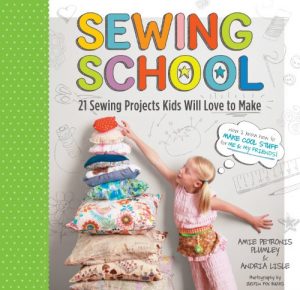 Download Sewing School: 21 Sewing Projects Kids Will Love to Make pdf, epub, ebook